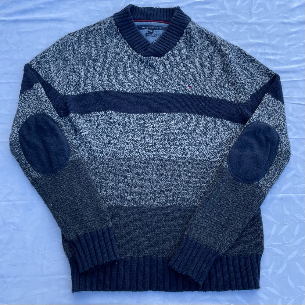 Tommy Hilfigar Thick V-neck Sweater Navy and gray